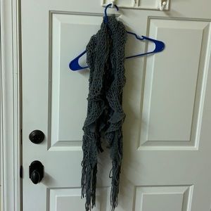 Grey knit scarf